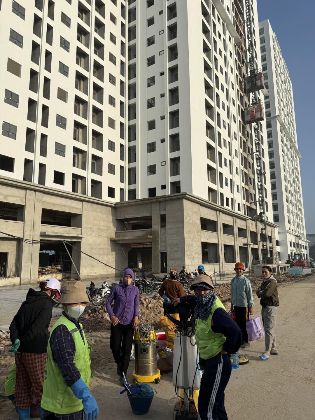 Dịch vụ vệ sinh chung cư sau xây dựng tại Bình Dương